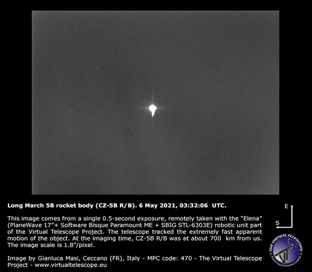 [서울=뉴시스] 이탈리아의 천문학자들이 중국 창정 5B 로켓 잔해로 추정되는 물체를 포착한 사진을 공개했다. (사진출처:버추얼 텔레스코프 홈페이지 캡쳐) 2021.05.07. 