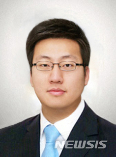 associate_pic