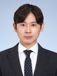 associate_pic