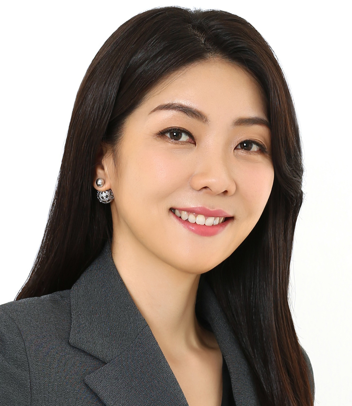 associate_pic