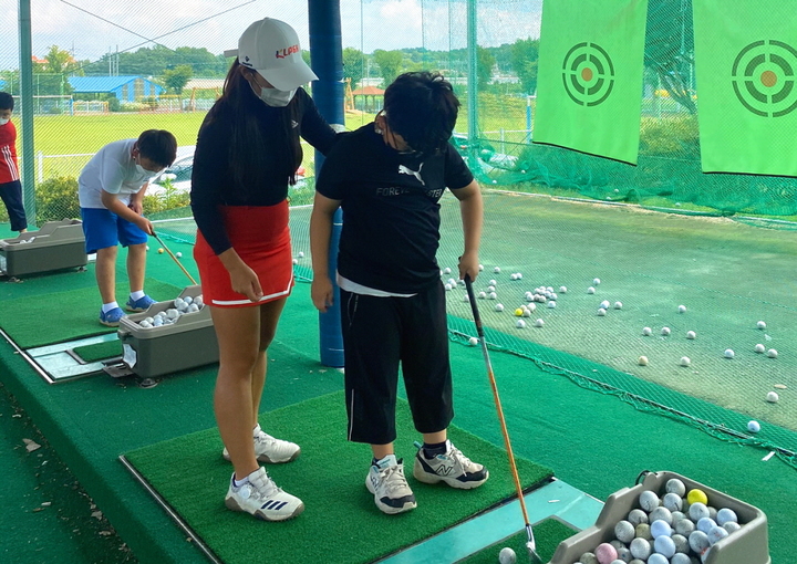 KLPGA 재능기부단 정한나래 (사진 = KLPGA 제공) *재판매 및 DB 금지