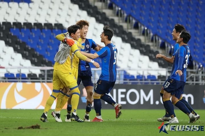 [서울=뉴시스] 울산 골키퍼 조현우가 선방쇼를 펼쳤다. (사진=프로축구연맹 제공)