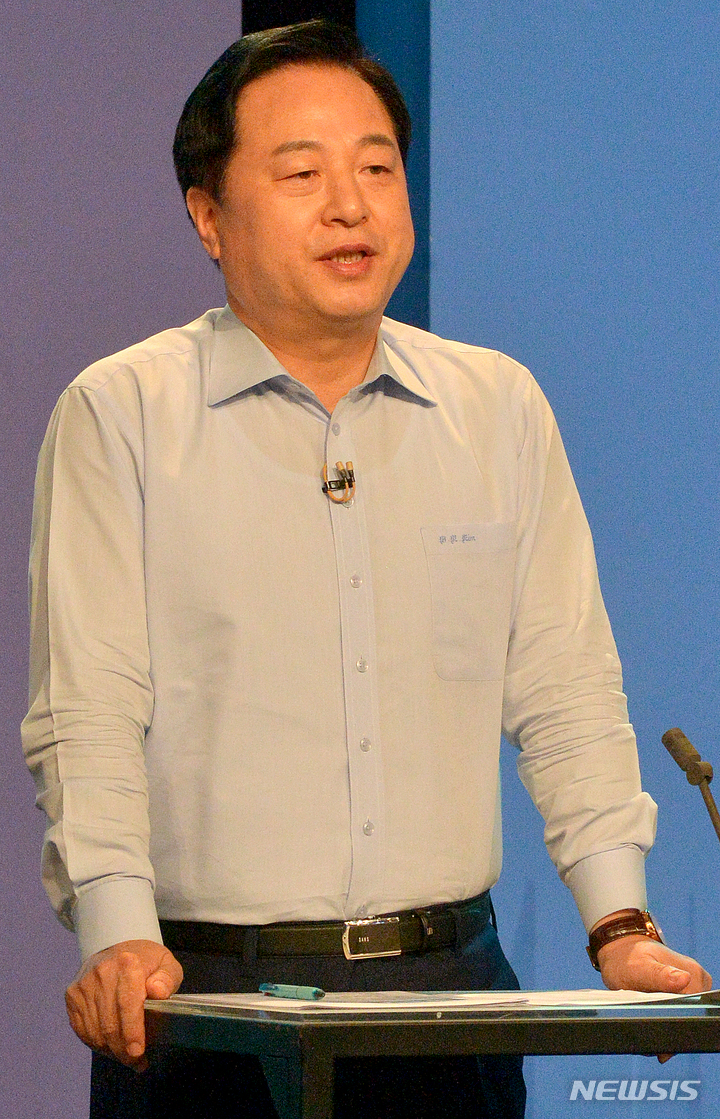 associate_pic