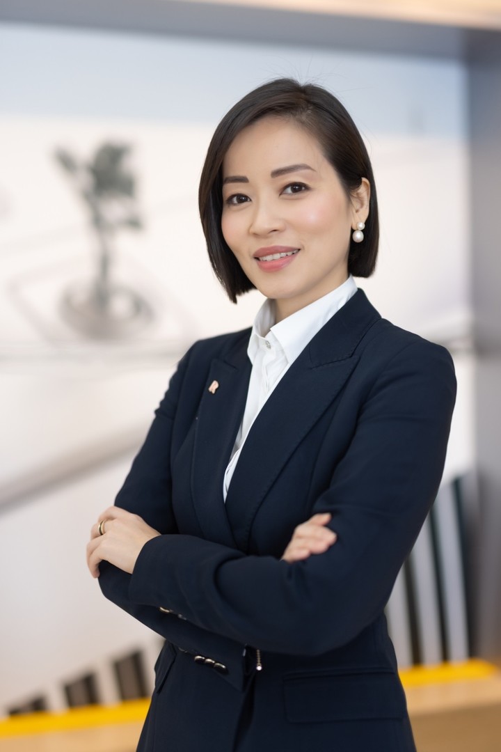 associate_pic
