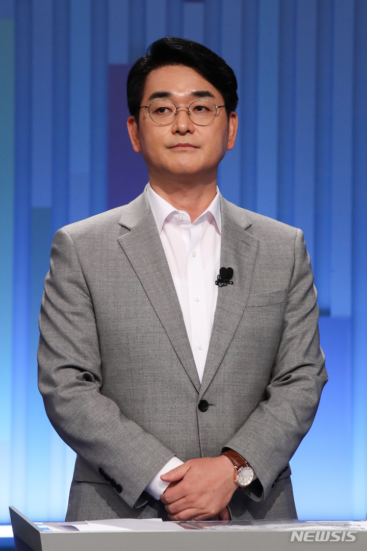 associate_pic
