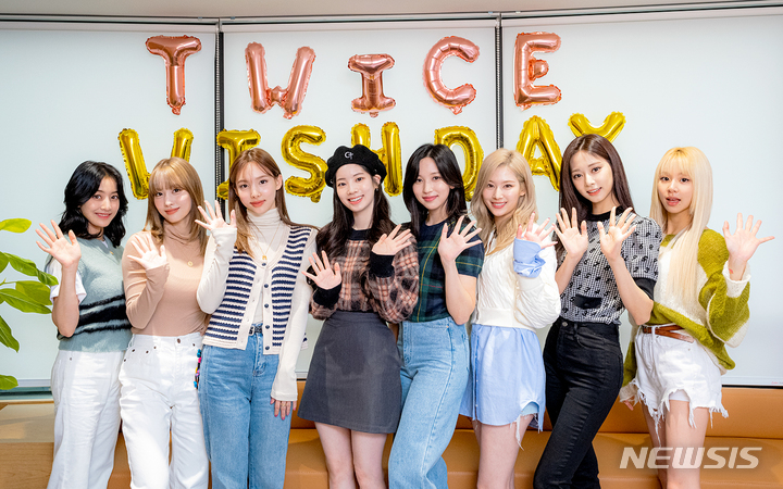 [서울=뉴시스]트와이스 2021.10.06.(사진=JYP엔터테인먼트 제공) photo@newsis.com*재판매 및 DB 금지