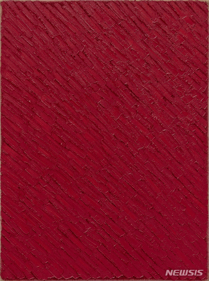 [서울=뉴시스] 하종현, Conjunction 19-82, 2019 Oil on hemp cloth, 130 x 97cm, Courtesy of the artist and Kukje Gallery, 사진: 안천호 이미지 제공: 국제갤러리  <conjunction 19-82="">  