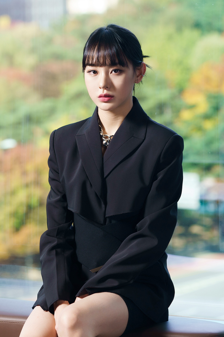 associate_pic