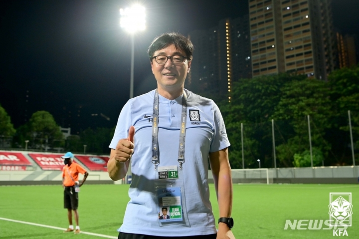 [서울=뉴시스]황선홍 U-23 축구대표팀 감독. (사진=대한축구협회 제공)