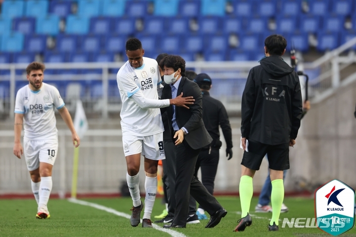 [서울=뉴시스]대구 에드가가 멀티골을 넣었다. (사진=프로축구연맹 제공)