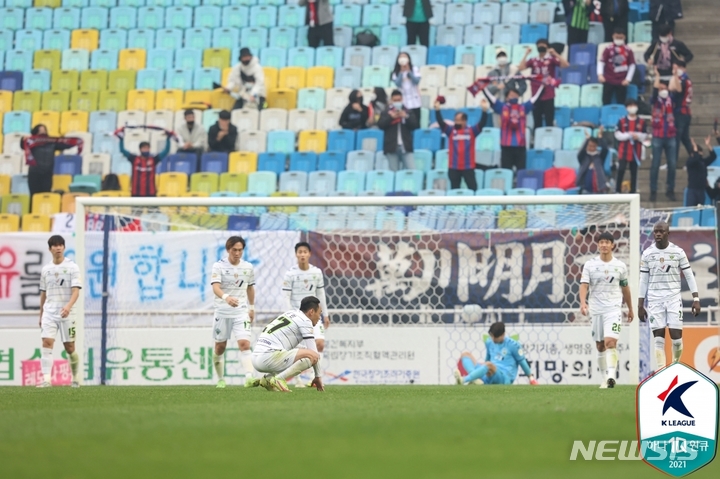 [서울=뉴시스]프로축구 전북 현대 (사진 = 프로축구연맹 제공)