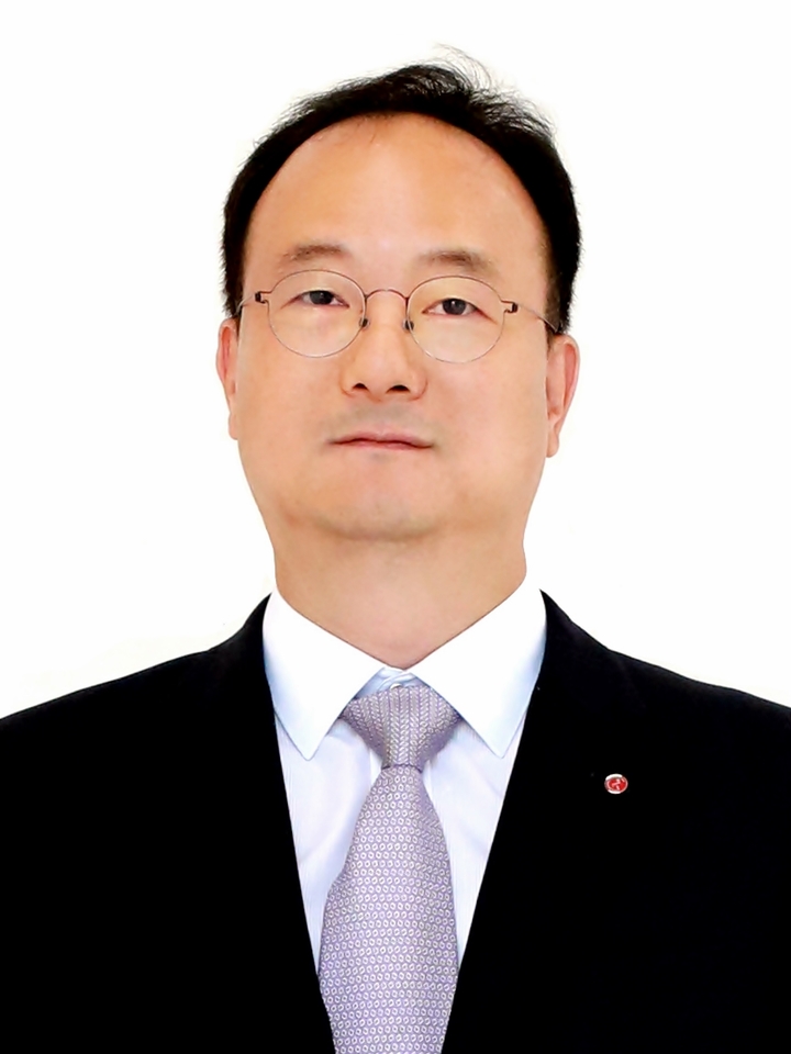 associate_pic