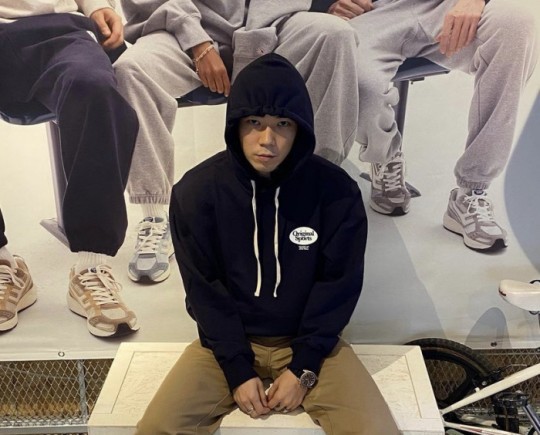 associate_pic