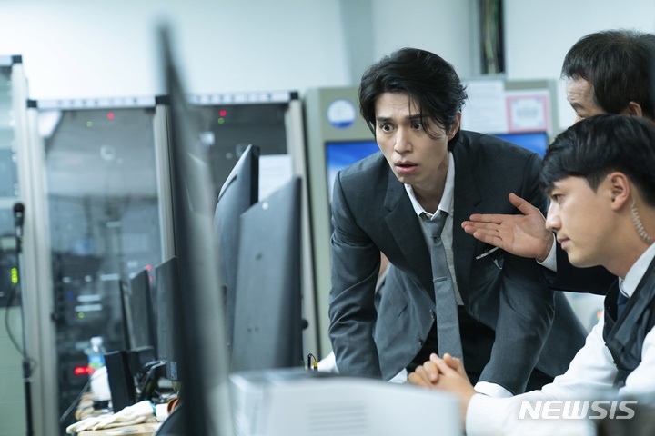 associate_pic