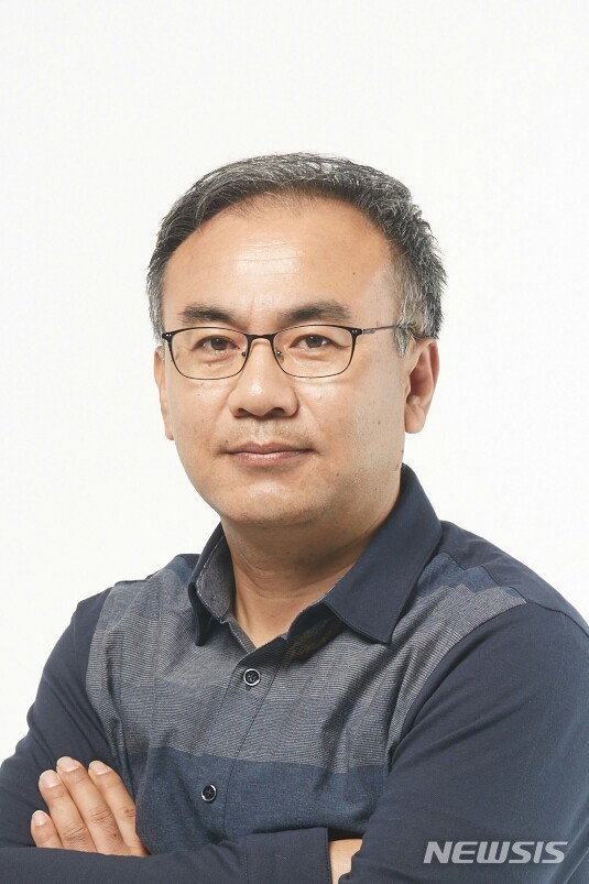 associate_pic