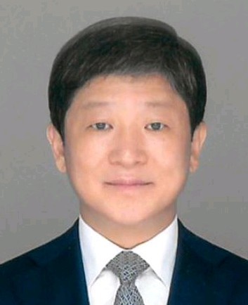 associate_pic