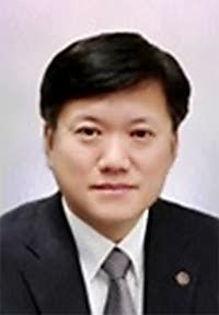 associate_pic