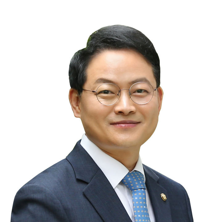 associate_pic