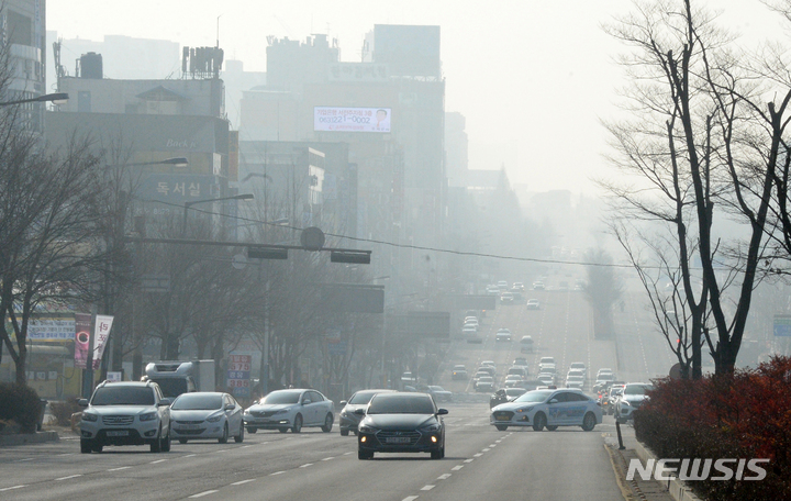 인천, 포근하고 일교차 큰 이른 '봄날씨'…미세먼지 주의