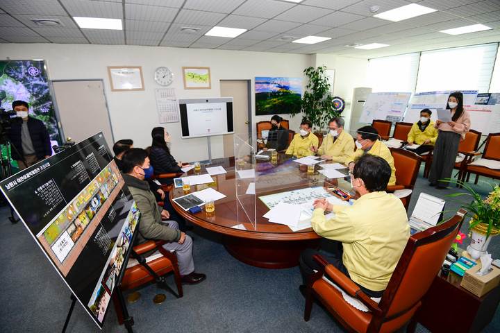 associate_pic