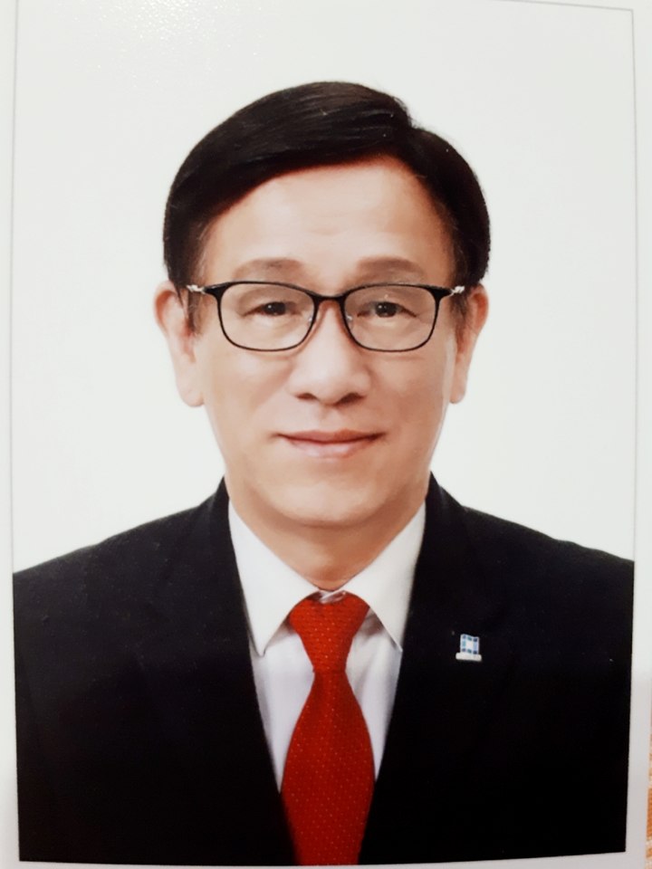 associate_pic