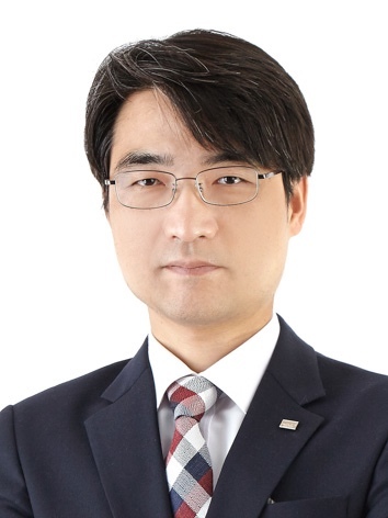 associate_pic
