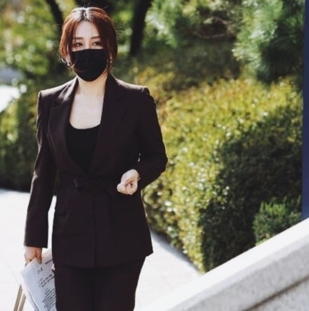 associate_pic