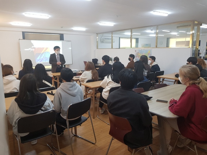 '한국-북방 교류의 장' 유라시아 교육원, 부산에서 문 열다