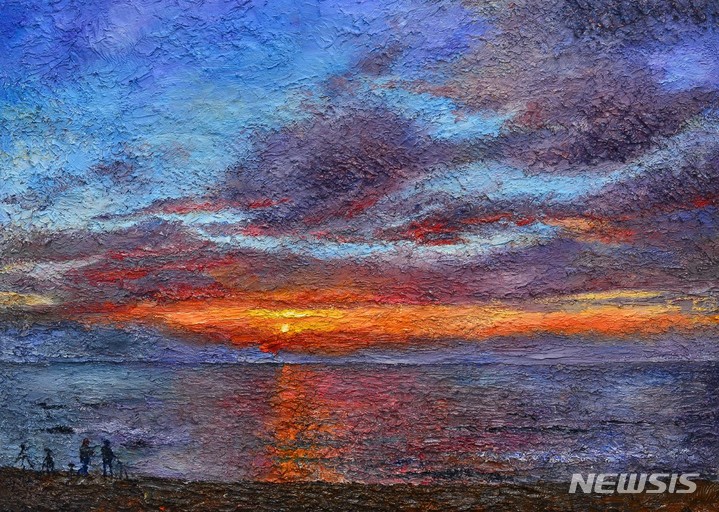 [서울=뉴시스]이장우, 광치기해변 일출 1, 2022, oil on canvas, 65.1x90.9cm