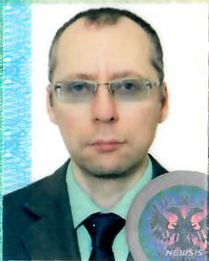associate_pic