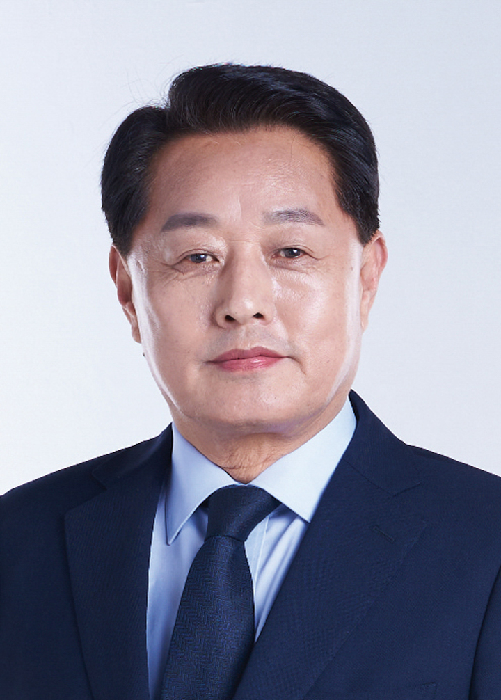 associate_pic