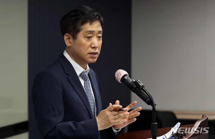 <div>'서울대 경제학과' 전성시대…금융당국·한은·산은 수장 '싹쓸이'</div> <div>'서울대 경제학과' 전성시대…금융당국·한은·산은 수장 '싹쓸이'</div>