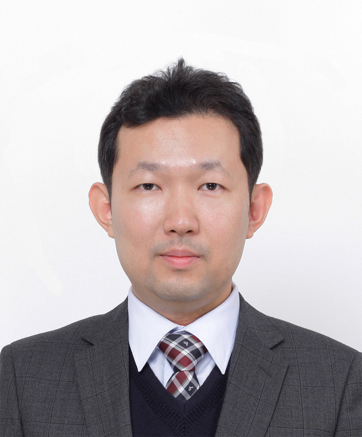 associate_pic