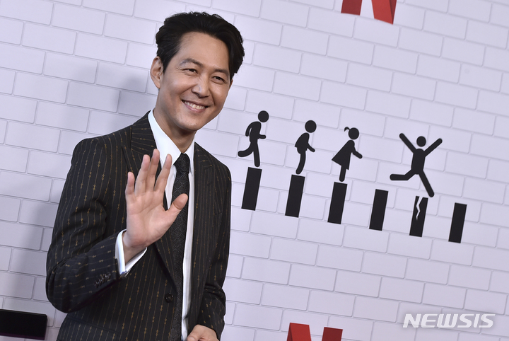 오늘 '오겜'은 역사를 쓴다…에미 시상식 수상 도전