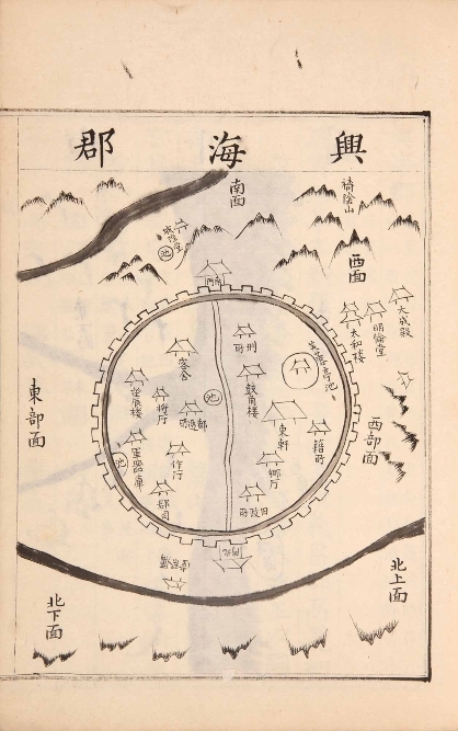 [포항=뉴시스] 이바름 기자 = 1988년 편찬된 흥해군읍지. 경북 포항시 북구 흥해읍 성내리에 축조된 흥해읍성의 모습이 담겨 있다.(사진=서울대학교 규장각한국학연구원 제공) 2022.06.23. photo@newsis.com *재판매 및 DB 금지