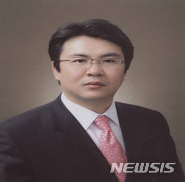 associate_pic