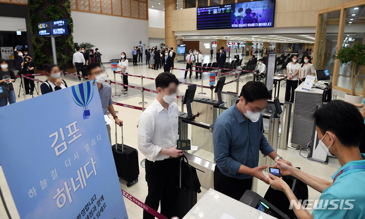 「国境開放2ヶ月…韓国が日本初の観光客」