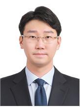associate_pic