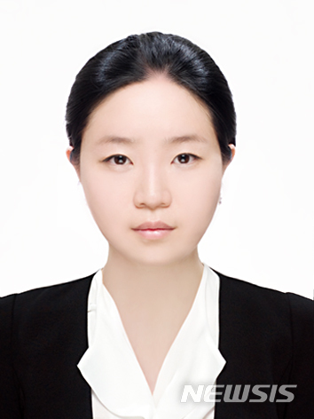 associate_pic
