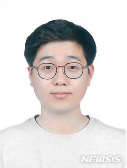 associate_pic