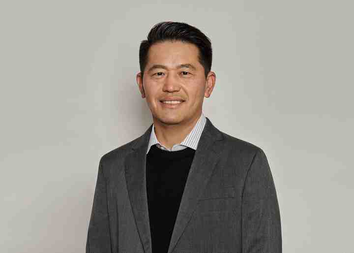 associate_pic