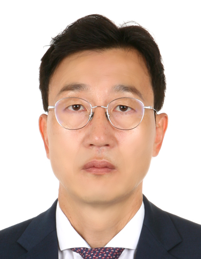 associate_pic