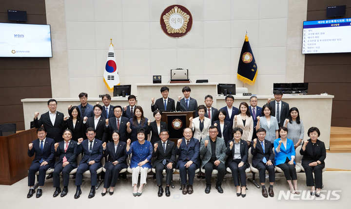 associate_pic