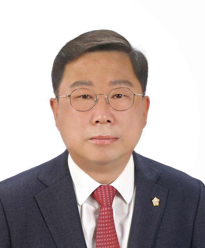 associate_pic
