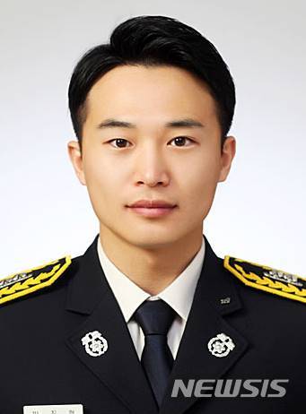 associate_pic
