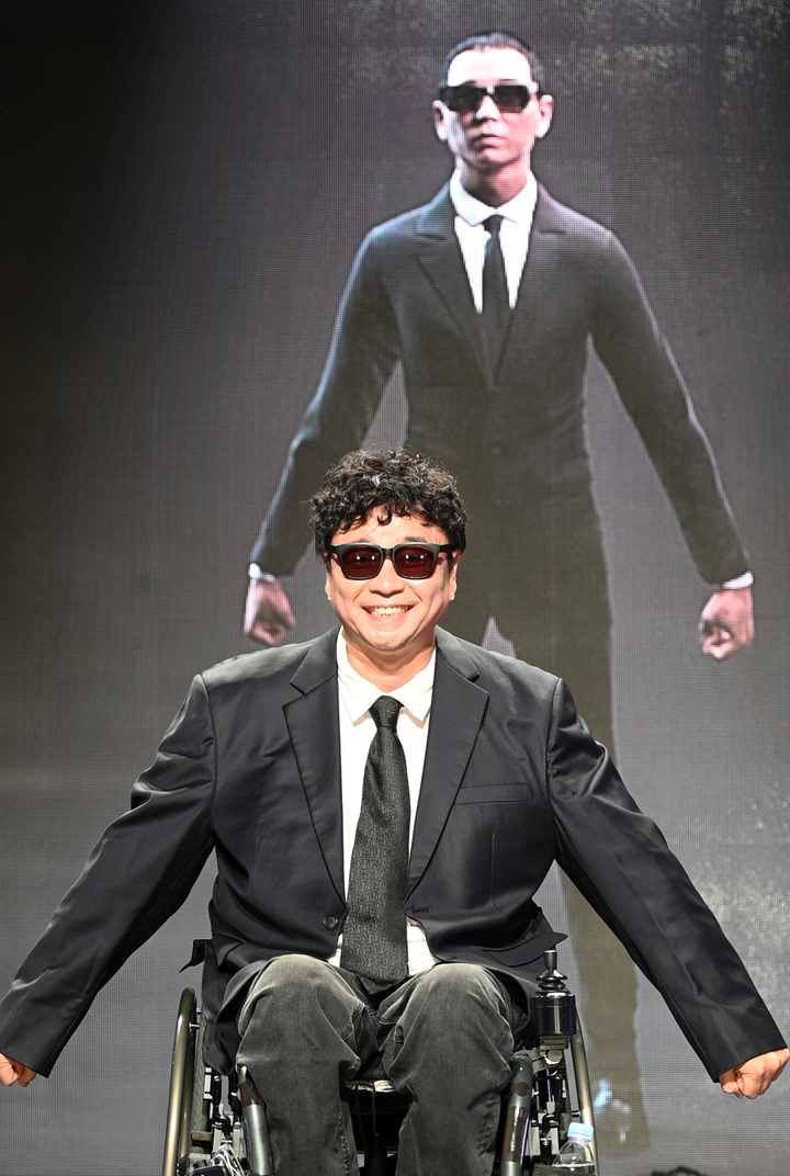 associate_pic
