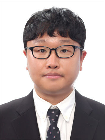 associate_pic