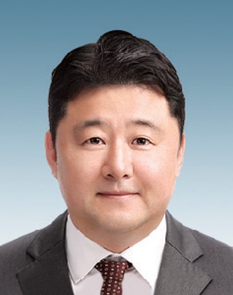 associate_pic