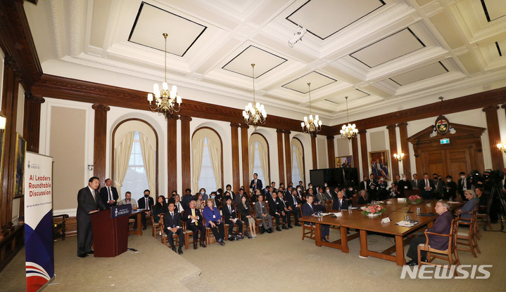 associate_pic4