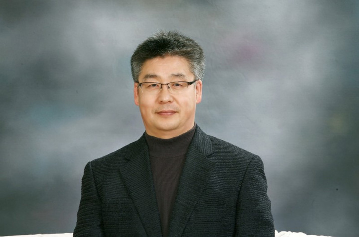 associate_pic
